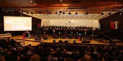 Üniversitemiz Sultan-ı Yegah Türk Sanat Müziği Korosu “Bir Tatlı Huzur Konseri” Düzenledi