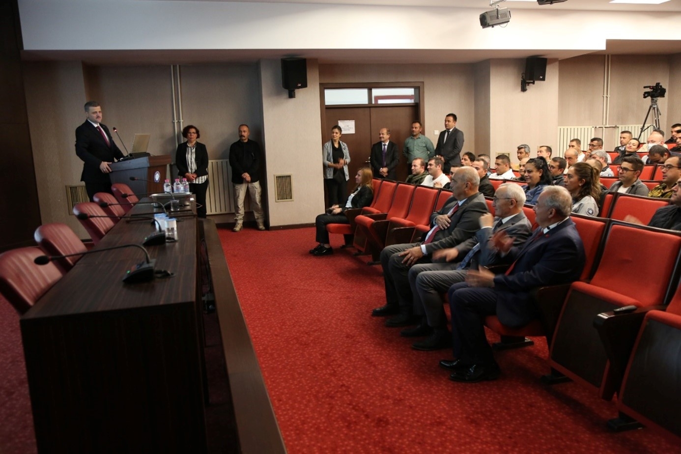 Hizmet içi eğitim gönül diliyle görev bilinci-1