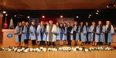 Üniversitemiz Sağlık Bilimleri Fakültesi “Akademik Yükselme ve Biniş Giyme Töreni” Düzenledi 