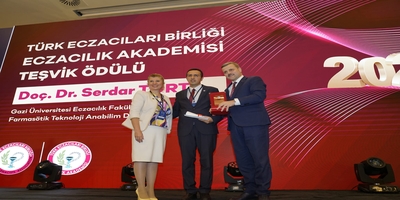 Öğretim Üyemiz Doç. Dr. Serdar Tort’a Türk Eczacıları Birliği Eczacılık Akademisinden Teşvik Ödülü