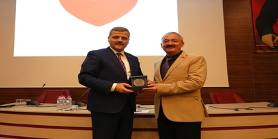 “Gönül Diliyle Görev Bilinci” Konulu Hizmet İçi Eğitim Programı Tamamlandı