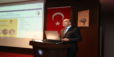 Gazi Eğitim Fakültesi’nde “Lisansüstü Eğitimde Yaratıcı Düşünme Eğitimi” Düzenlendi