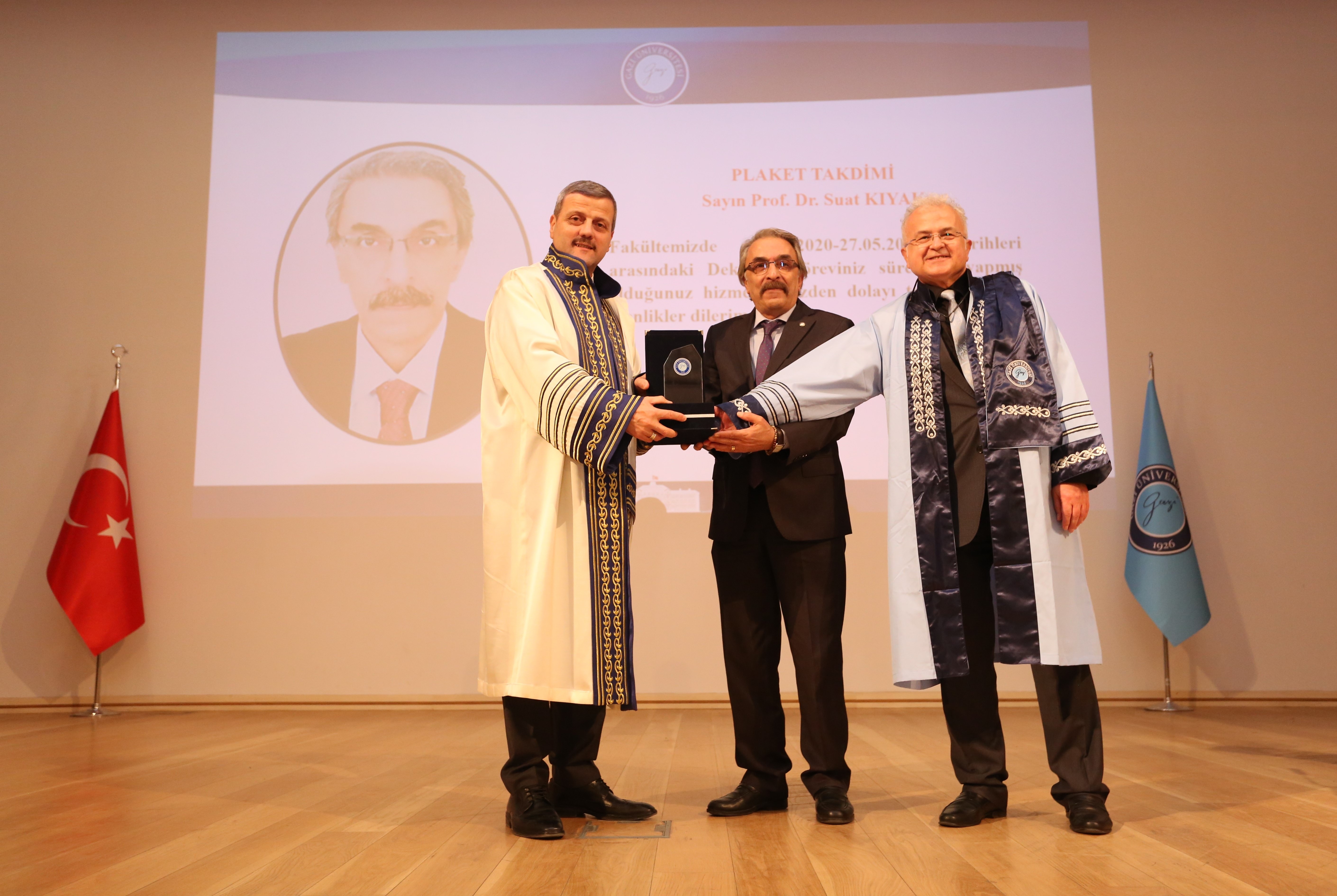 “Fen Fakültesi Akademik Kurul ve Biniş Giyme Töreni” Rektörümüz Prof. Dr. Musa Yıldız’ın Katılımıyla Gerçekleştirildi-1