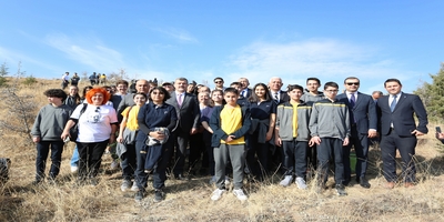 “Bilim İnsanı Prof. Dr. Fuat Sezgin Hatıra Ormanı”na 400 Adet Yeni Ağaç Dikildi