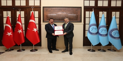 Samsun Sivil Toplum Kuruluşları Konfederasyonu (SAMKON) Genel Başkanı Hasan Kaya Aşçı, Rektörümüz Prof. Dr. Musa Yıldız’ı Ziyaret Etti