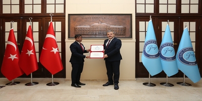 Bangladeş Halk Cumhuriyeti Ankara Büyükelçisi M. Amanul Haq, Rektörümüz Prof. Dr. Musa Yıldız’ı Ziyaret Etti