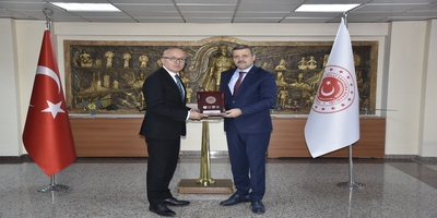 Rektörümüz Prof. Dr. Musa Yıldız, Milli Savunma Bakan Yardımcısı Dr. Celal Sami Tüfekçi’yi Ziyaret Etti