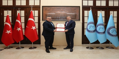 Kocaeli Milletvekili Veysel Tipioğlu, Rektörümüz Prof. Dr. Musa Yıldız’ı Ziyaret Etti