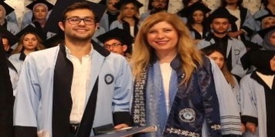 Mezunumuz Ecz. Mustafa Aktan, Eczacılıkta Uzmanlık Sınavı’nda Türkiye Birincisi Oldu