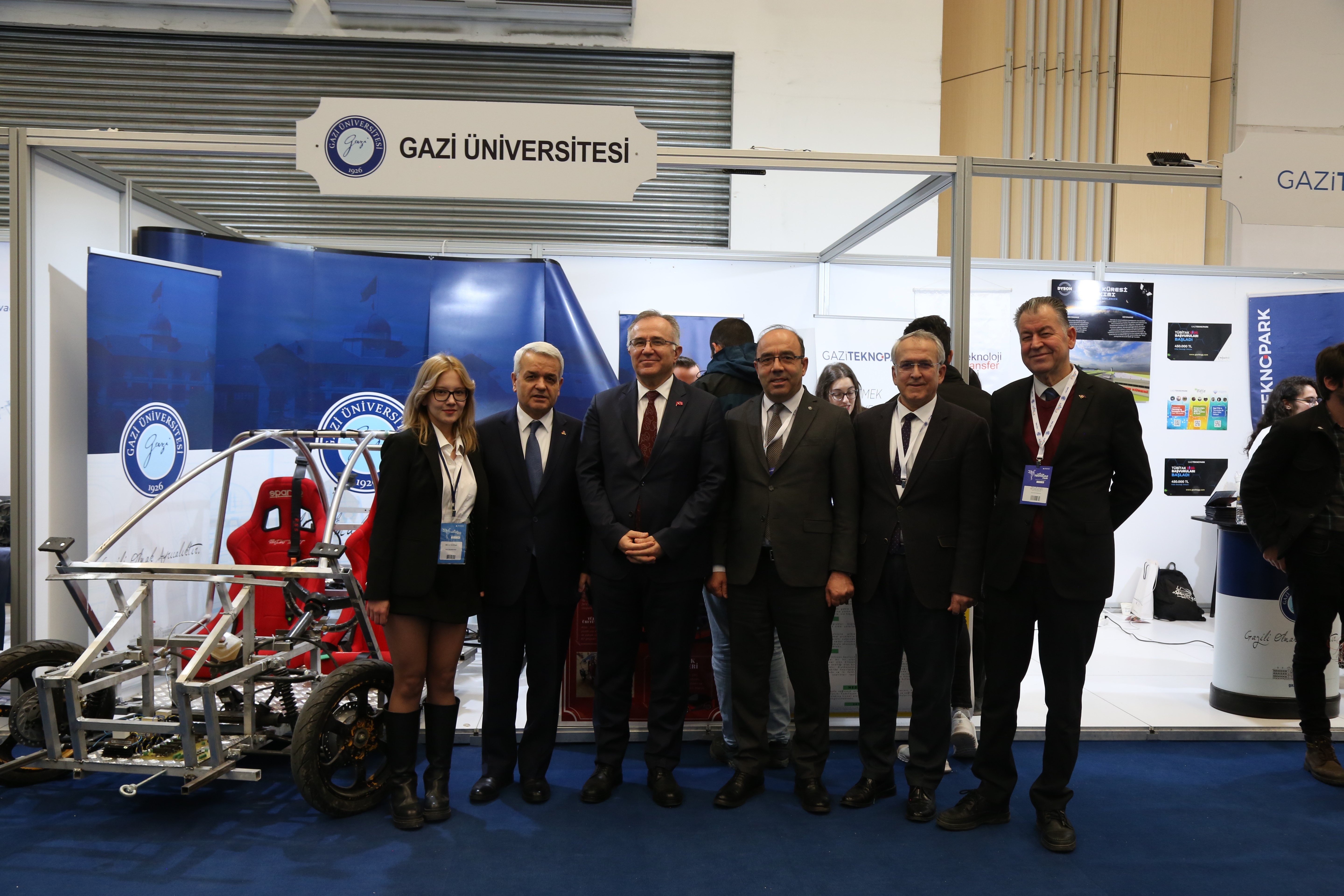 Üniversitemiz Teknopark ve Teknofest Ekibi 5. Verimlilik ve Teknoloji Fuarı’nda -1
