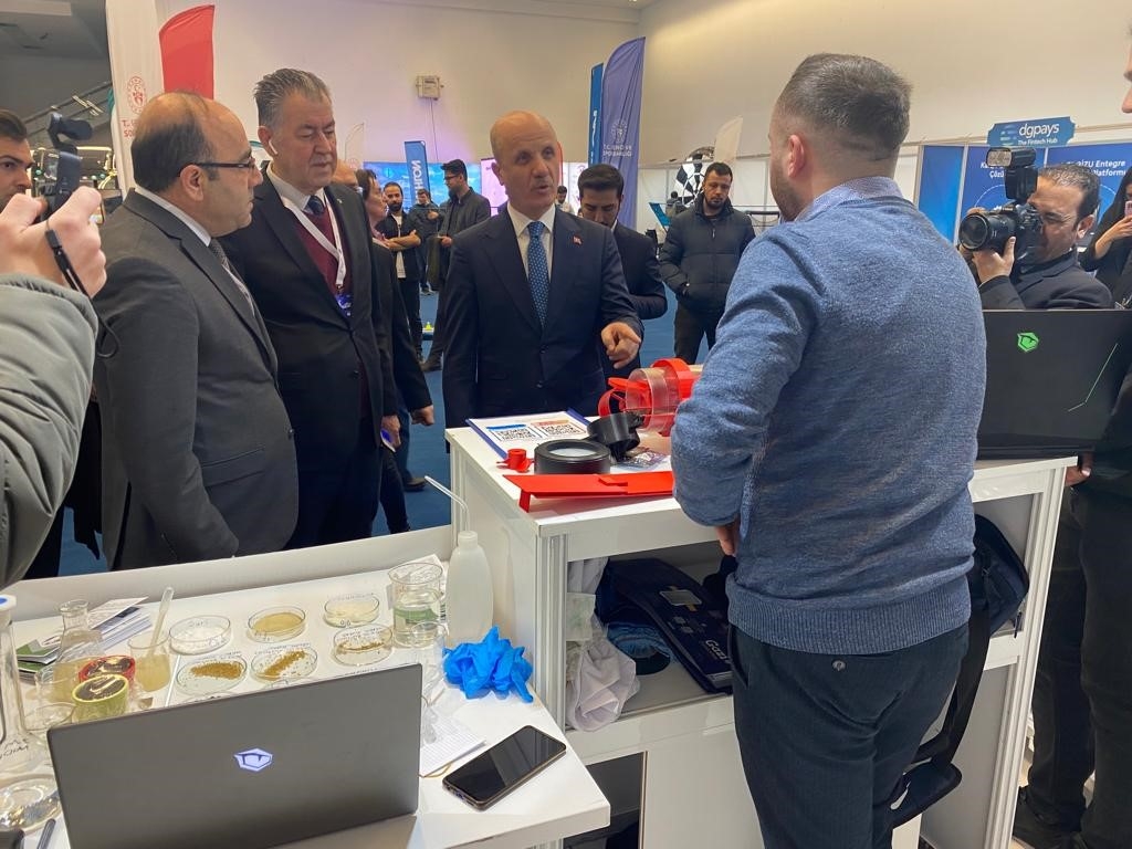 Üniversitemiz Teknopark ve Teknofest Ekibi 5. Verimlilik ve Teknoloji Fuarı’nda -1