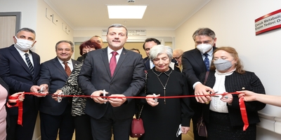 Çocuk Beslenme ve Metabolizma Bilim Dalı Faz 1 Klinik Araştırma Merkezine Prof. Dr. Alev Hasanoğlu’nun Adı Verildi