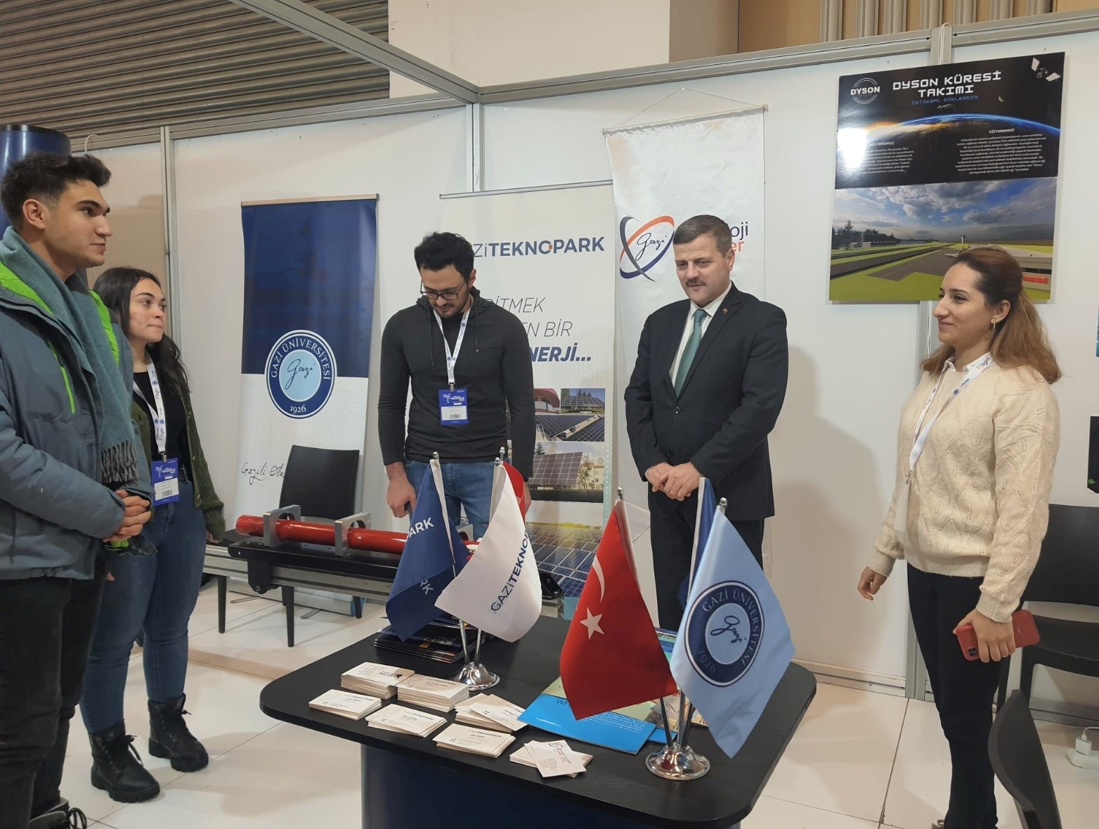 Rektörümüz Prof. Dr. Musa Yıldız, 5. Verimlilik ve Teknoloji Fuarı’nda Üniversitemiz Standını Ziyaret Etti-1