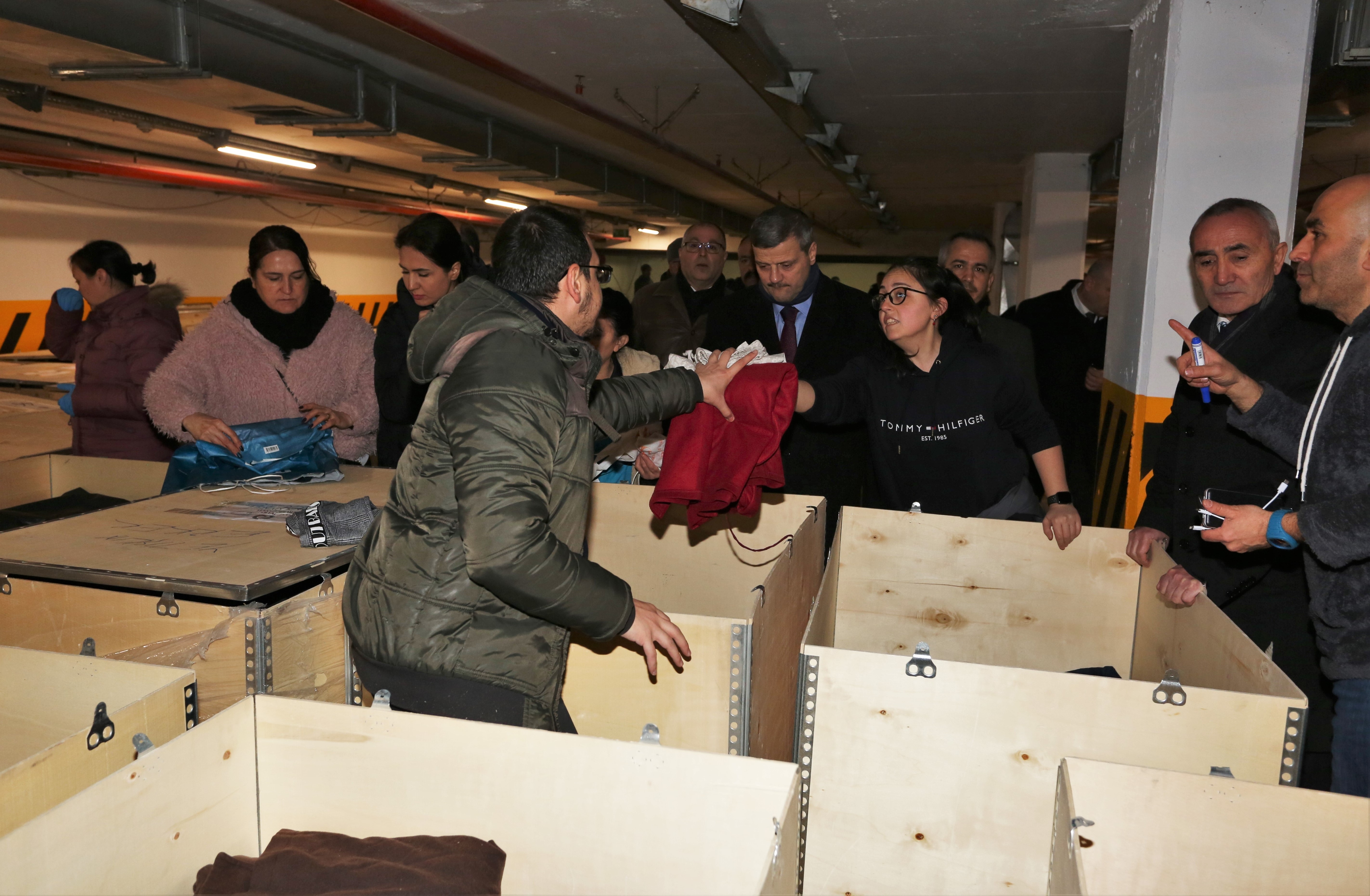 Üniversitemizin Başlattığı “Ayni Yardım Kampanyası” Kapsamında Toplanan Yardımlar Deprem Bölgesine Ulaştırılıyor-1