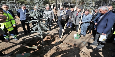 Depremde Hayatını Kaybeden Öğrencilerimiz İçin Fidan Dikimi Töreni Yapıldı