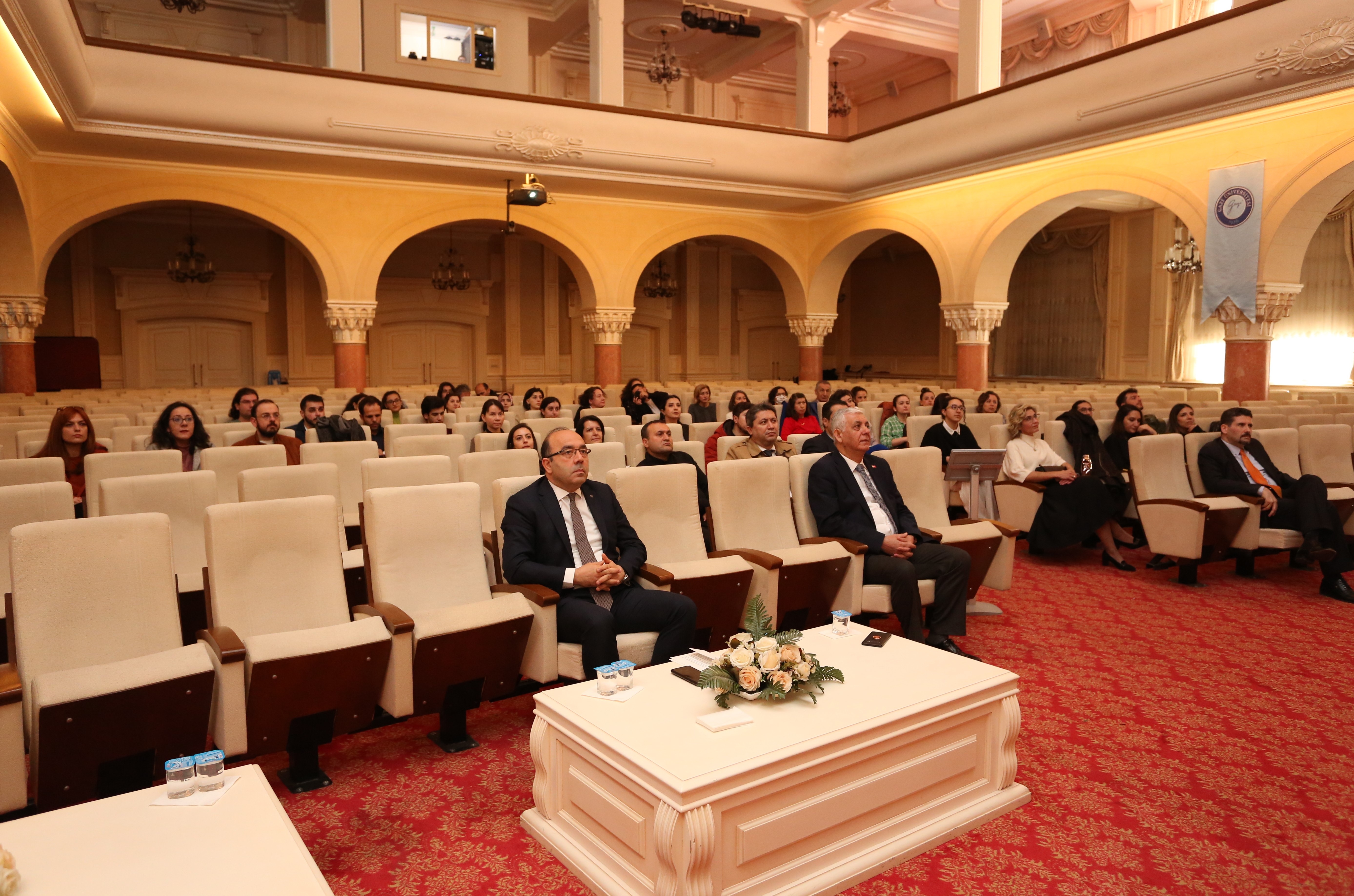 Üniversitemiz Mimarlık Fakültesi Tarafından Düzenlenen “Atölye Düşle Düşün Sergisi”nin Açılış Töreni Gerçekleştirildi-1