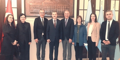 Üniversitemiz Tıp Fakültesi Kadın Hastalıkları ve Doğum Ana Bilim Dalı Öğretim Üyeleri Rektörümüz Prof. Dr. Musa Yıldız’ı Ziyaret Etti 