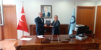 Üniversitemiz Mimarlık Fakültesinde Devir Teslim Töreni Yapıldı