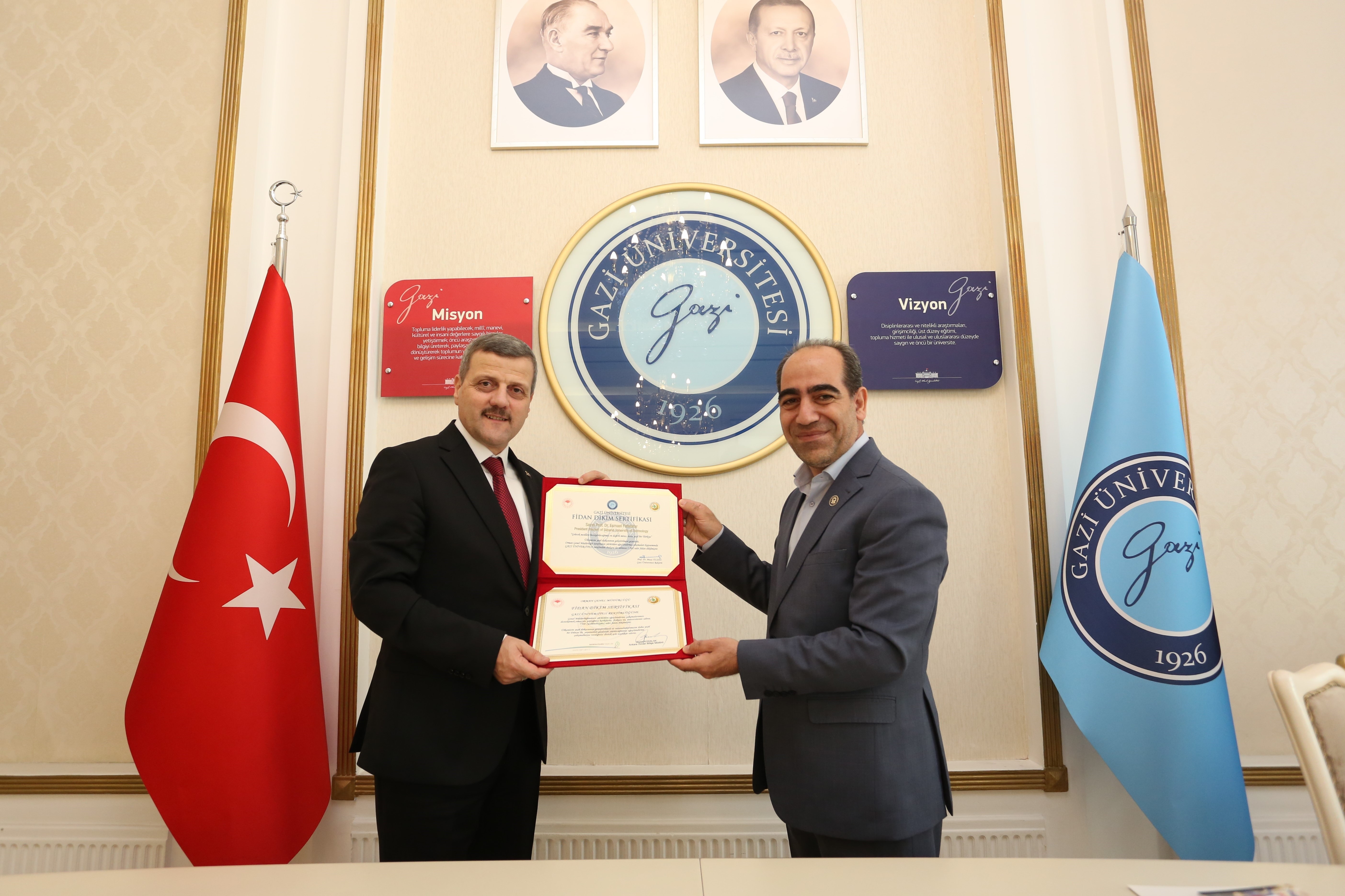 Üniversitemiz ile Sahand Teknoloji Üniversitesi Arasında İş Birliği Protokolü İmzalandı-1