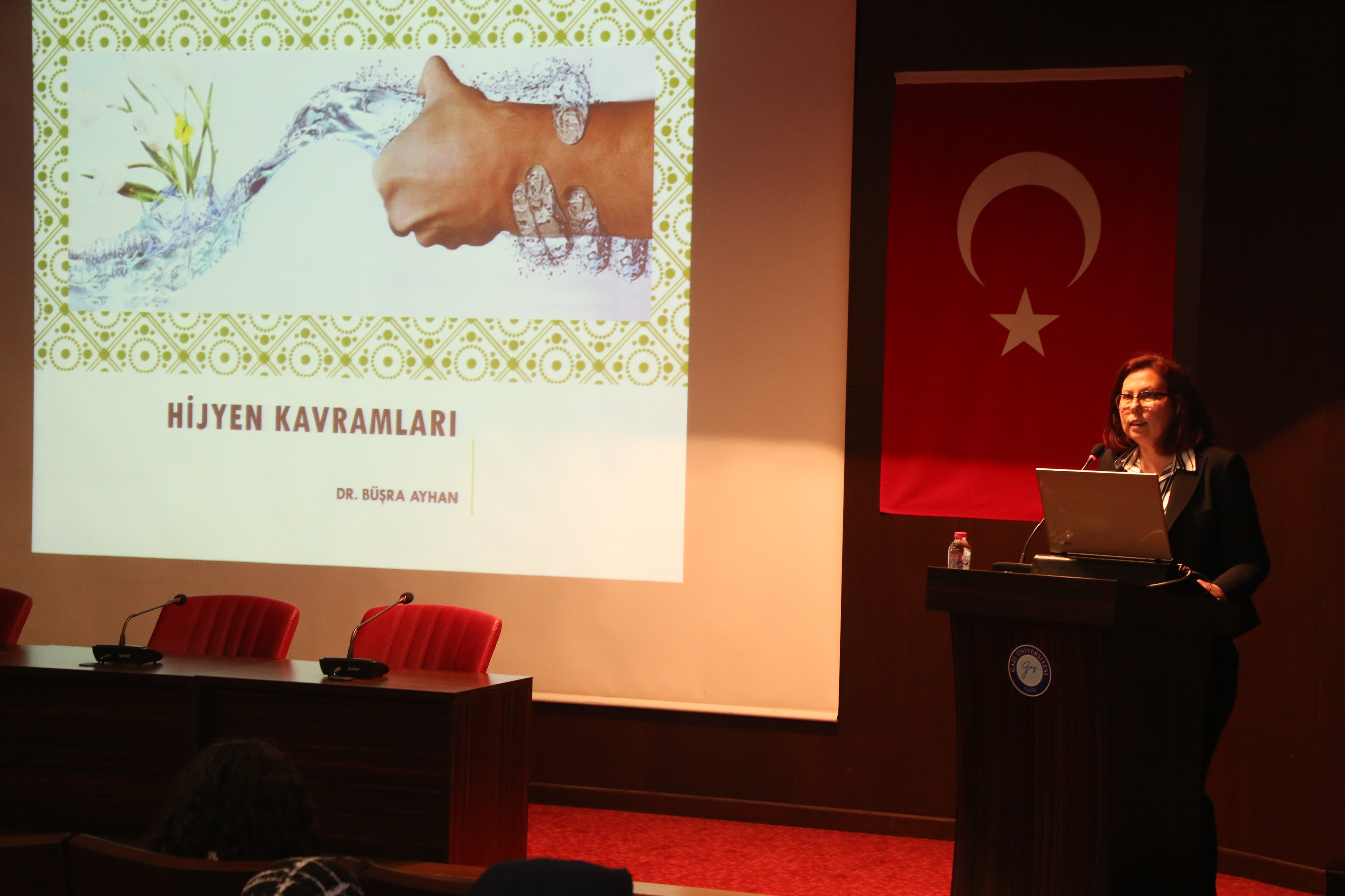 Üniversitemizde “Hijyen (Gıda, İşletme, Alet Ekipman, Kişisel Hijyen)” Konulu Hizmet İçi Eğitim Düzenlendi-1