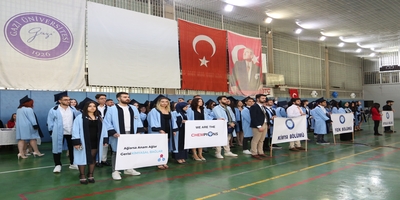 Fen Fakültesi Mezunlarını Coşkuyla Uğurladı