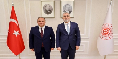 Üniversitemiz Tıp Fakültesi Öğretim Üyesi Prof. Dr. Mustafa Necmi İlhan, Mesleki Yeterlilik Kurumu Yönetim Kurulu ve Kurum Başkanlığı Görevine Atandı