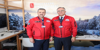 Üniversitemiz Rektörü Prof. Dr. Musa Yıldız, TEKNOFEST 2023 Ankara’da Hacettepe Üniversitesi Standını Ziyaret Etti