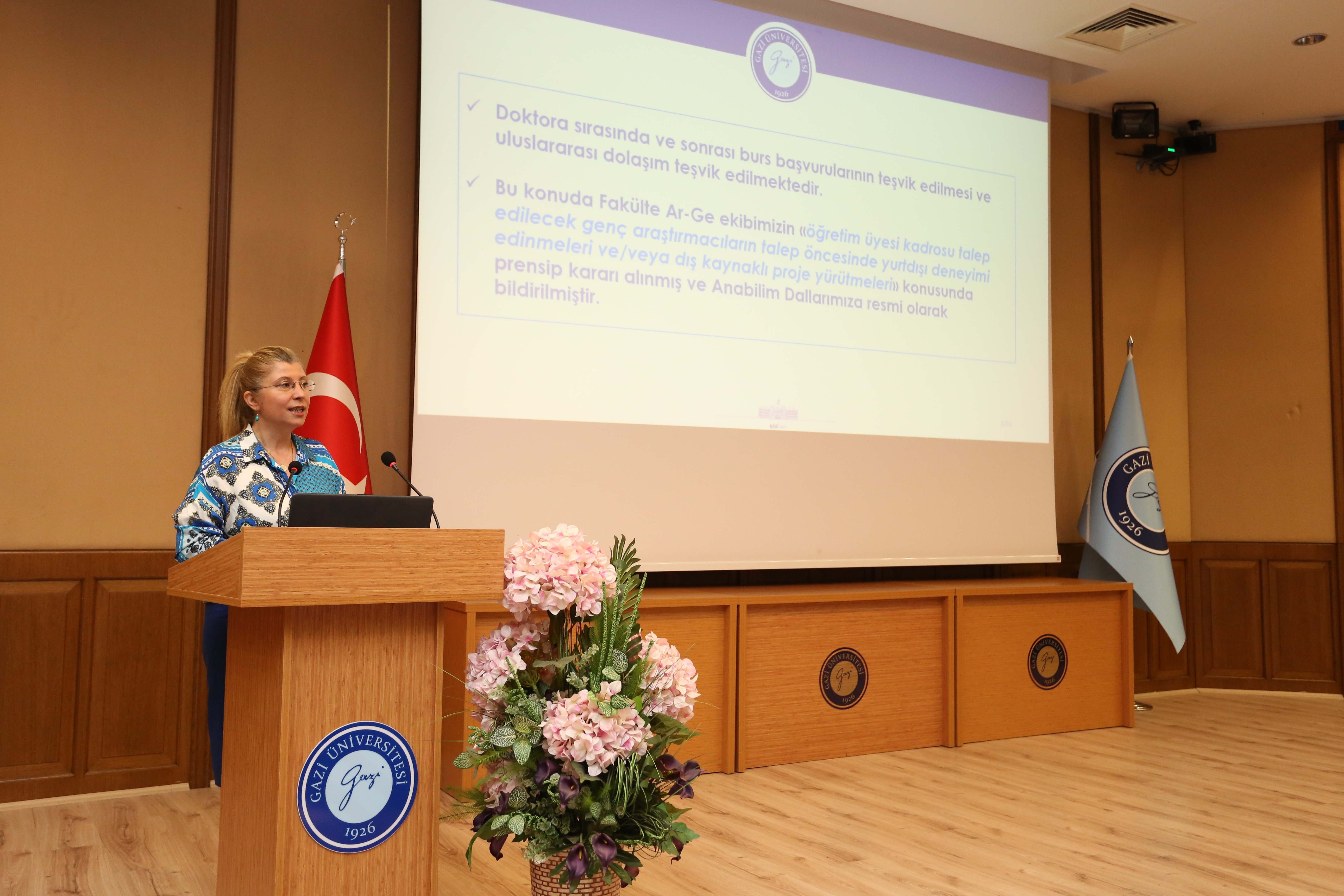 “Araştırma Üniversitesi İzleme, Değerlendirme ve Sürdürülebilirlik Toplantısı” Rektörümüz Prof. Dr. Musa Yıldız Başkanlığında Eczacılık Fakültesinde Gerçekleştirildi-1