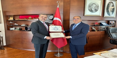 Rektörümüz Prof. Dr. Musa Yıldız, Milli Savunma Bakanlığı Bakan Yardımcısı Şuay Alpay’ı Ziyaret Etti