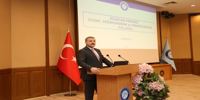 “Araştırma Üniversitesi İzleme, Değerlendirme ve Sürdürülebilirlik Toplantısı” Rektörümüz Prof. Dr. Musa Yıldız Başkanlığında Eczacılık Fakültesinde Gerçekleştirildi