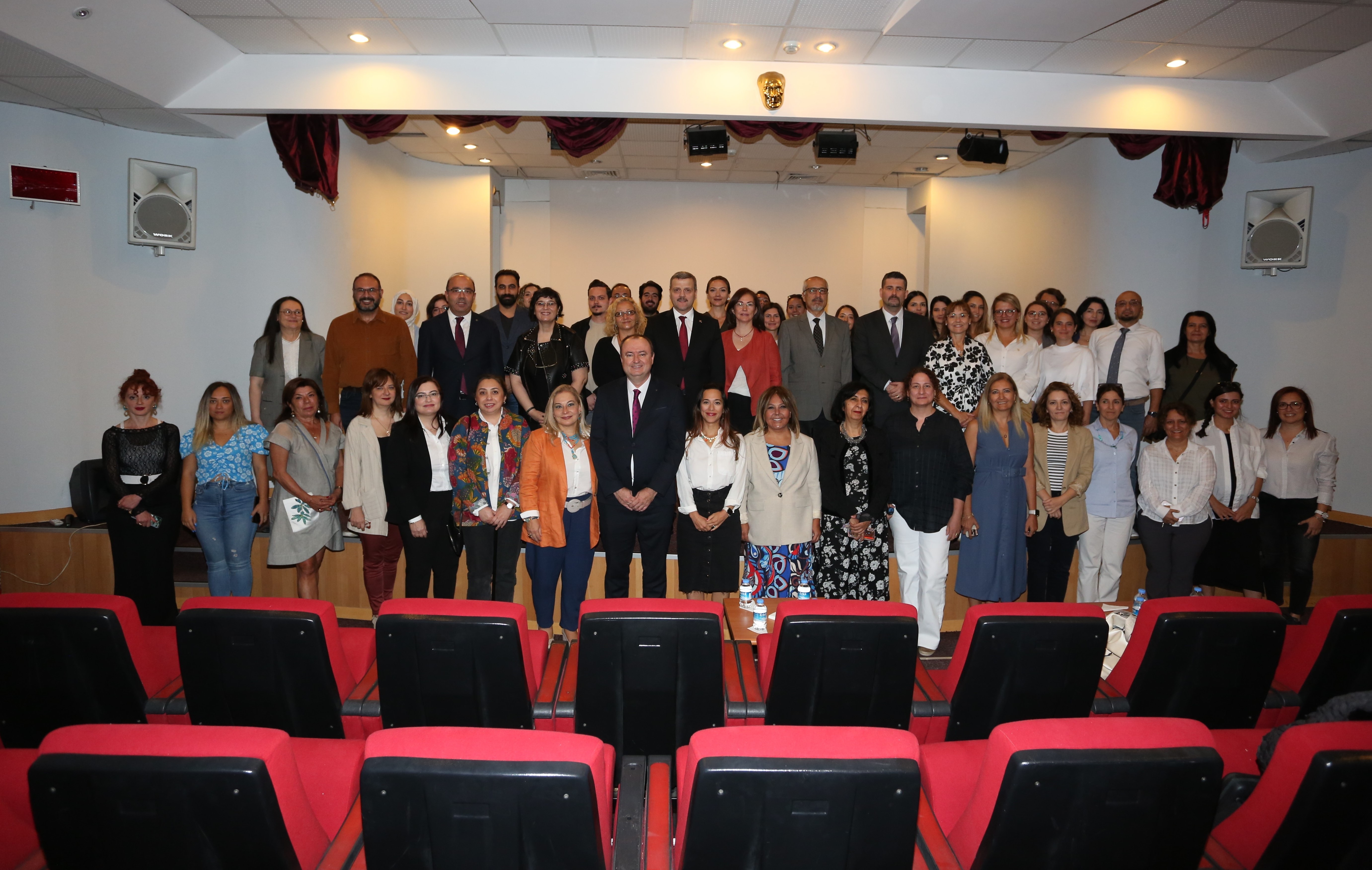 “Araştırma Üniversitesi İzleme, Değerlendirme ve Sürdürülebilirlik Toplantısı” Rektörümüz Prof. Dr. Musa Yıldız Başkanlığında Mimarlık Fakültesinde Gerçekleştirildi-1