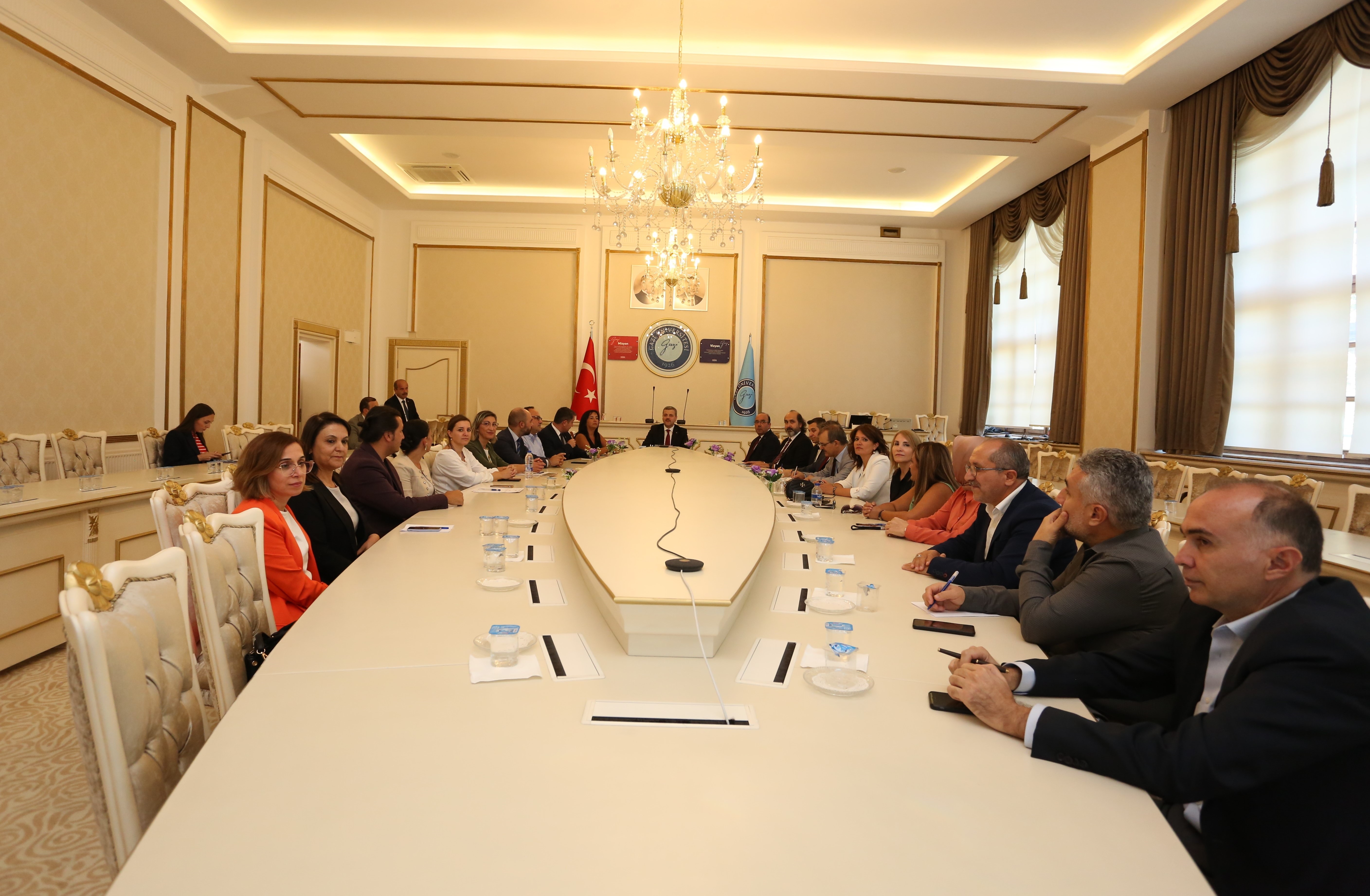 “Araştırma Üniversitesi İzleme, Değerlendirme ve Sürdürülebilirlik Toplantısı” Rektörümüz Prof. Dr. Musa Yıldız Başkanlığında Enstitü Yöneticileri ile Gerçekleştirildi-1