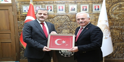 Rektörümüz Prof. Dr. Musa Yıldız, Aksaray Valisi Mehmet Ali Kumbuzoğlu’nu Ziyaret Etti