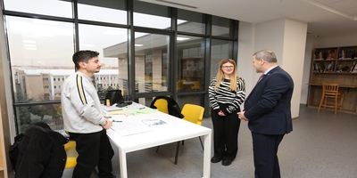 Rektörümüz Prof. Dr. Musa Yıldız, Merkez Kütüphanede Öğrencilerimizle Bir Araya Geldi