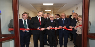Prof. Dr. M. Fahrettin Kırzıoğlu, Prof. Dr. Reşat Genç ve Prof. Dr. Abdurrahman Güzel’in İsimleri, Gazi Eğitim Fakültesi Seminer Salonlarına Verildi