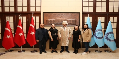 Karaganda Buketov Üniversitesi Öğrencileri Rektörümüz Prof. Dr. Musa Yıldız’ı Ziyaret Etti