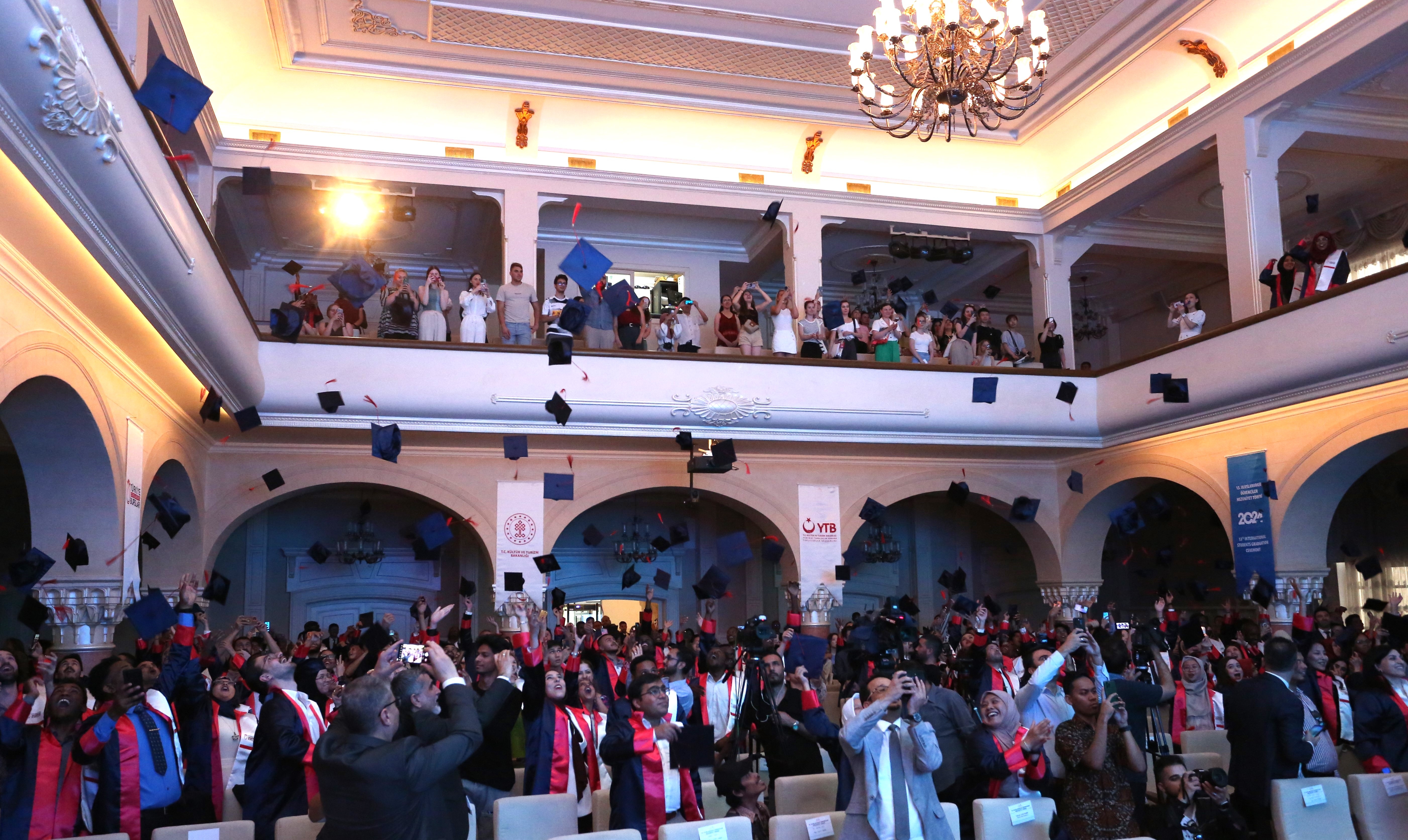 Gazi Üniversitesi Ev Sahipliğinde 13. Uluslararası Öğrenciler Mezuniyet Töreni Coşkusu-1