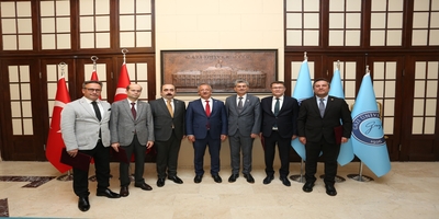 Atatürk Kültür, Dil ve Tarih Yüksek Kurumu Başkanı Prof. Dr. Derya Örs ve Heyeti Rektörümüz Prof. Dr. Uğur Ünal’ı Ziyaret Etti