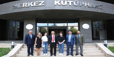 Rektörümüz Prof. Dr. Uğur Ünal, Üniversitemiz Merkez Kütüphanesini Ziyaret Etti