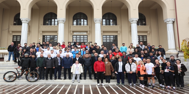 “32. Gazi Başöğretmen Koşusu” Gerçekleştirildi