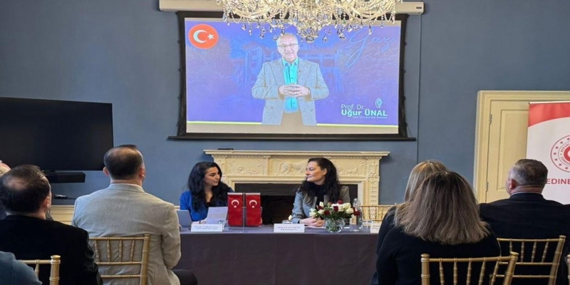 Rektörümüz Prof. Dr. Uğur Ünal, “Eğitim Ailede Başlar: Dil, Kültür, Psikoloji” Adlı Konferansa Katıldı