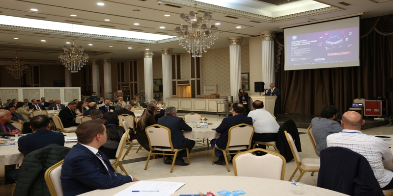 Gazi Üniversitesi Üniversite-Sanayi İş Birliği Geliştirme Toplantısı Gerçekleşti