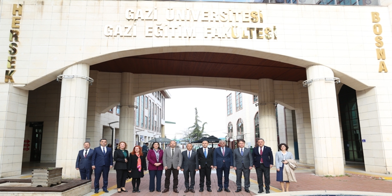 Üniversitemiz ile TUREB İş Birliğinde Gerçekleştirilen “Eğiticilerin Eğitimi” Programı Başladı