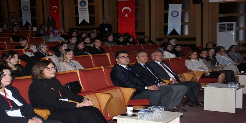 “I. Ulusal Gebelik ve Beslenme Kongresi” Gerçekleştirildi