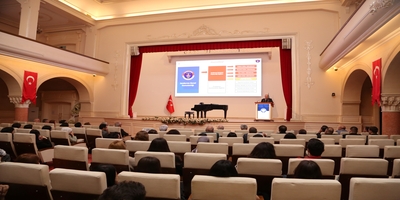 “1. Ulusal Kimya Zirvesi” Düzenlendi