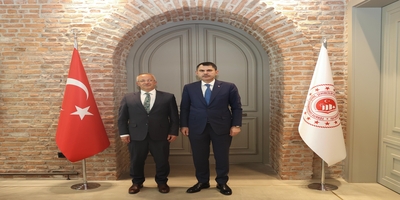 Gazi Üniversitesi Rektörü Prof. Dr. Uğur Ünal, Çevre Şehircilik ve İklim Değişikliği Bakanı Murat Kurum’u Ziyaret Etti