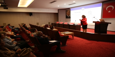 “Etkili İletişim: Diksiyon, Beden Dili, Protokol Kuralları” Adlı Hizmet İçi Eğitim Programı Düzenlendi