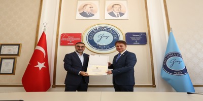 Sosyal Sorumluluk Projelerini Tamamlayan Hocalarımıza Teşekkür Belgesi Takdim Edildi