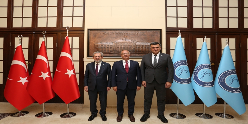 Ankara Üniversitesi Rektörü Prof. Dr. Necdet Ünüvar ve ODTÜ Rektörü Prof. Dr. Ahmet Yozgatlıgil, Rektörümüz Prof. Dr. Uğur Ünal’ı Ziyaret Etti