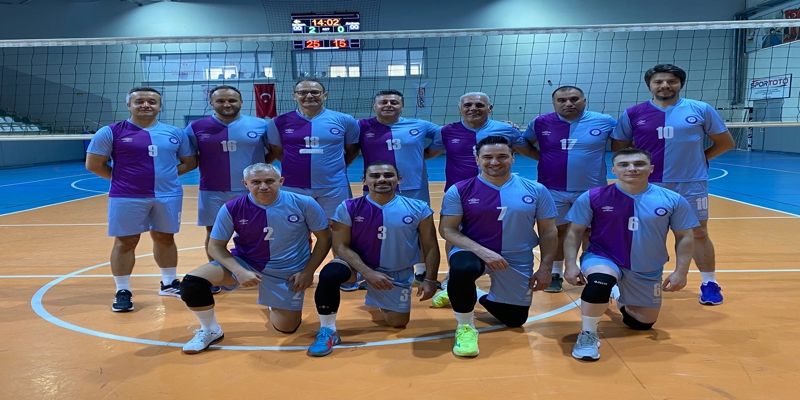 İdari Personel Voleybol Takımımız, Maliye Bakanlığını 2-0 Yendi